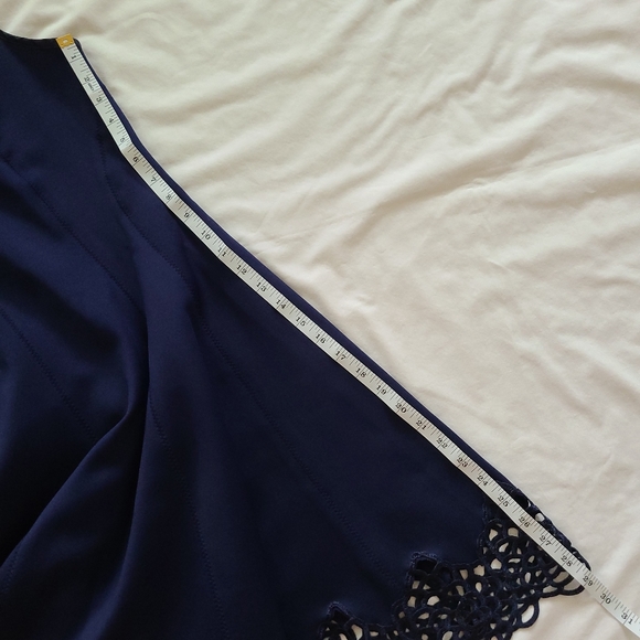 ❤️EUC M by Maia Navy Blue A-Line Sleeveless Embroidered Hem Panel Scuba Dress, 6 - Picture 9 of 13